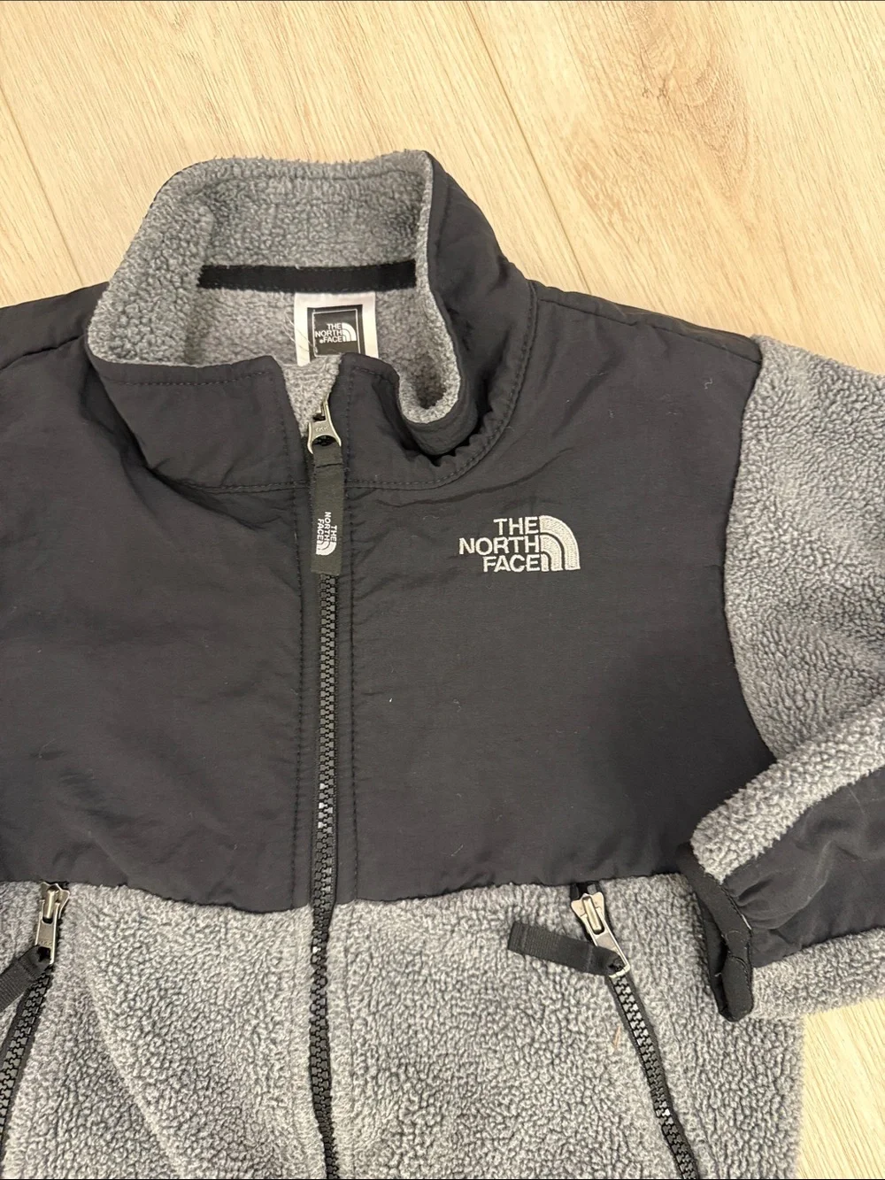 The North Face Toddler Gray Black Fleece Zip Jacket Size 4T